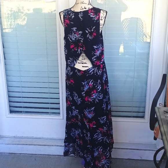 Banana Republic Long Dress - Picture 4 of 9